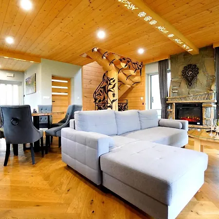 White House * ザコパネ