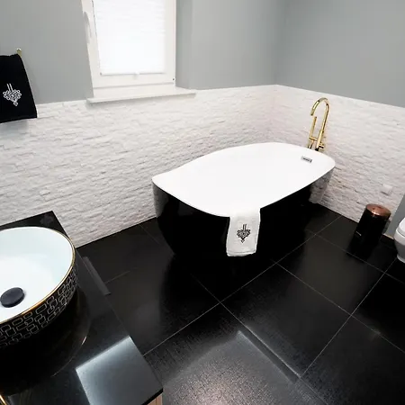 White House ザコパネ