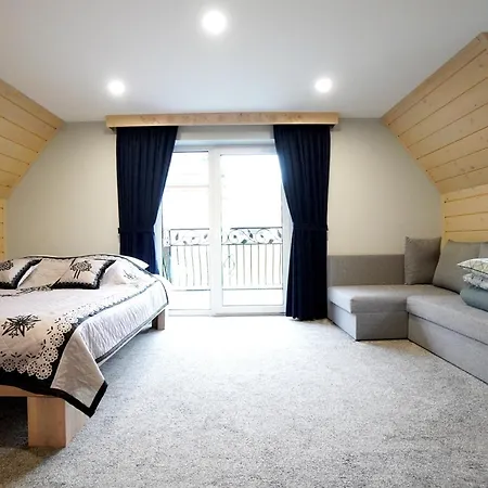 White House * ザコパネ