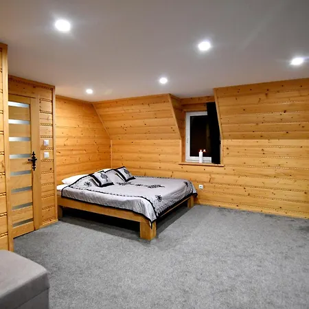 Chalet White House *